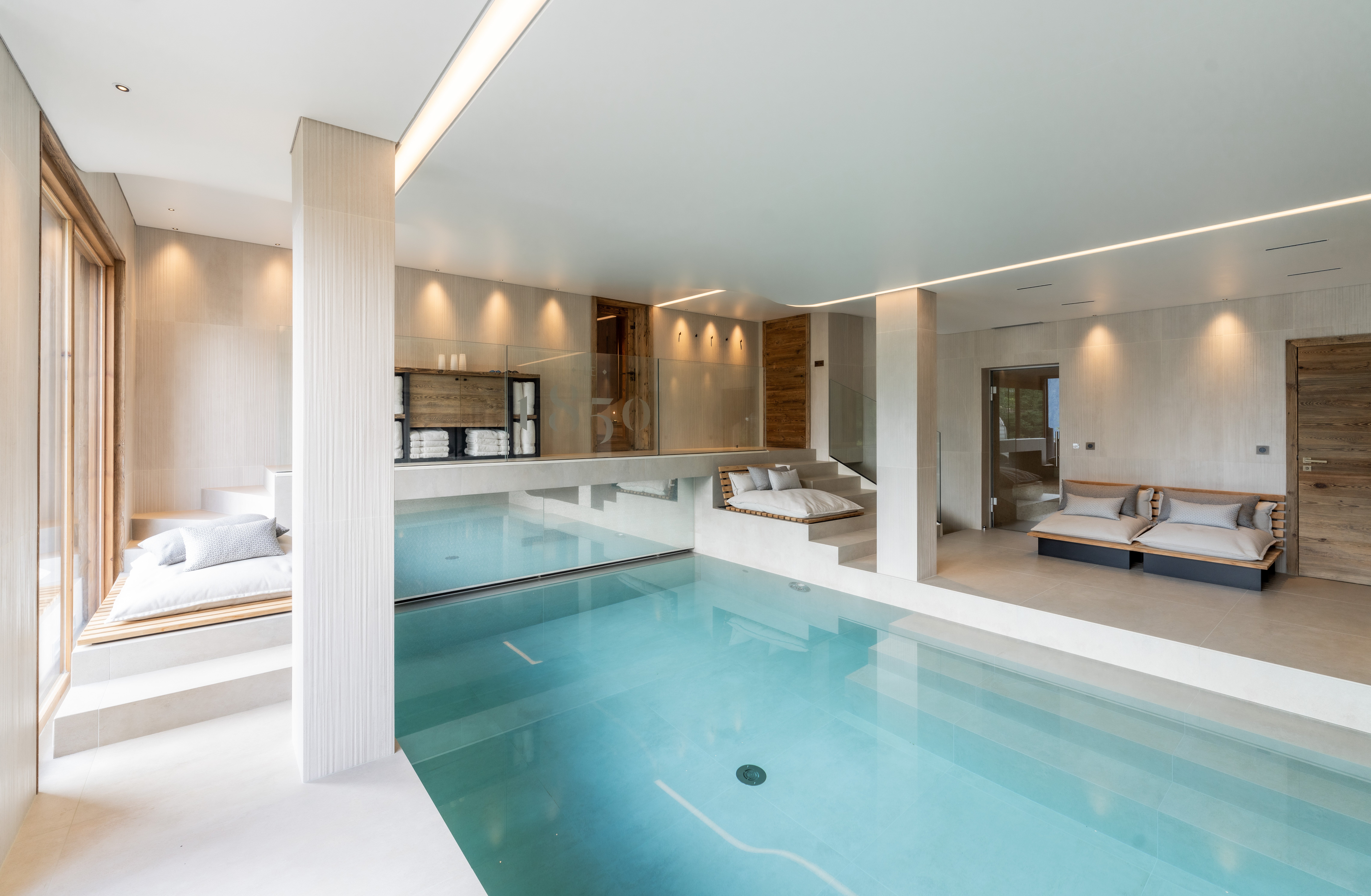 Chalet Precioso pool