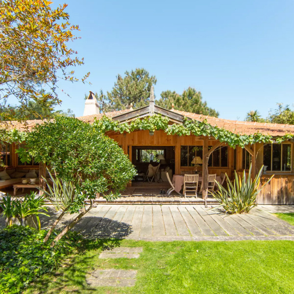 NL Frame Villa Pampa Cap Ferret NL Frame Villa Pampa Cap Ferret