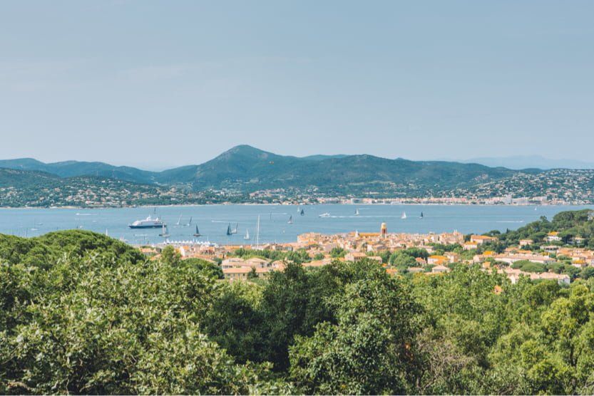 Que-visiter-a-Saint-Tropez-vue-min