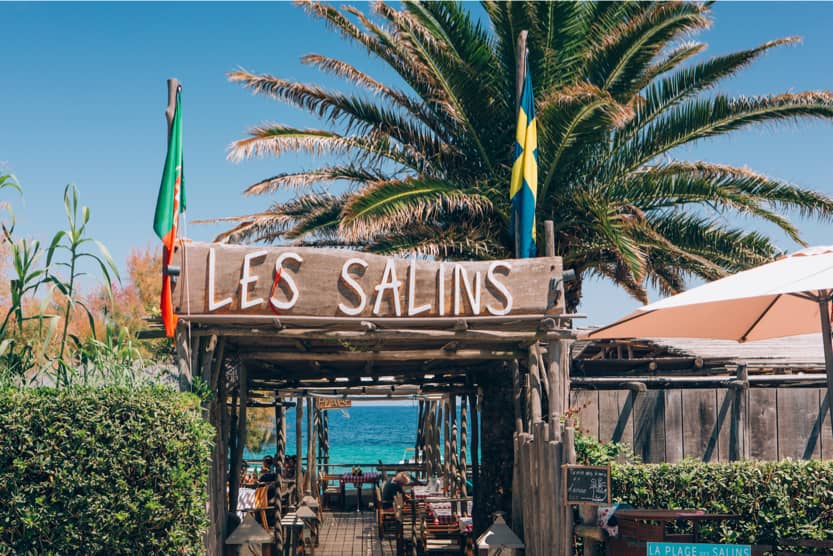 Les meilleurs bars de plage de SaintTropez