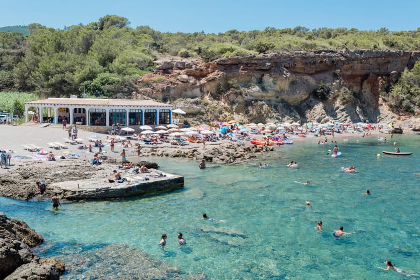 best-beaches-for-water-sports-ibiza-swimming-min