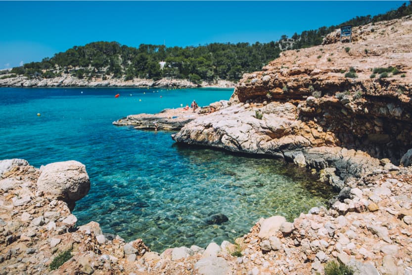 best-beaches-in-ibiza-cala-salada-min