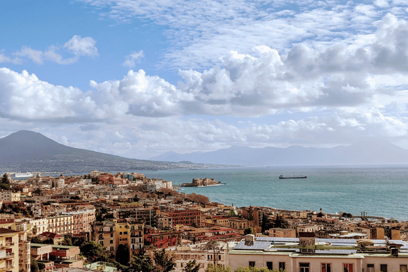 best-places-to-visit-in-italy-during-christmas-naples-min