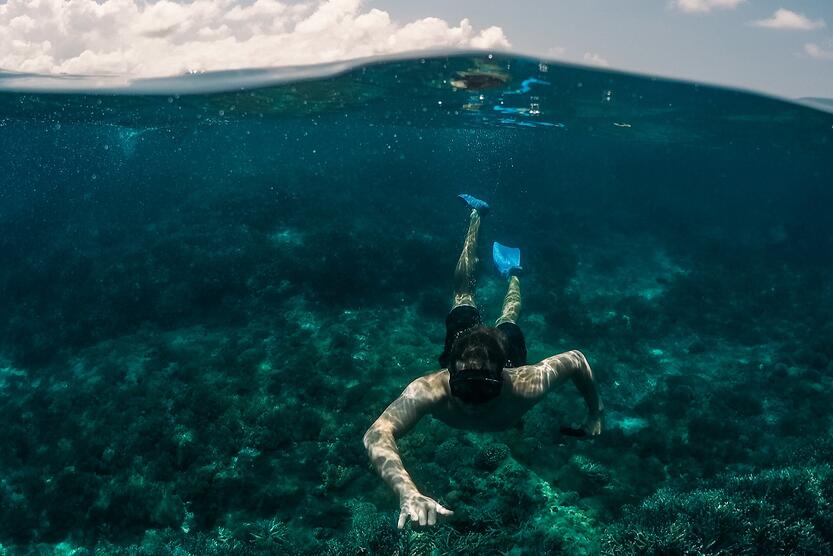 best-places-to-visit-italy-families-snorkel-amalfi-min