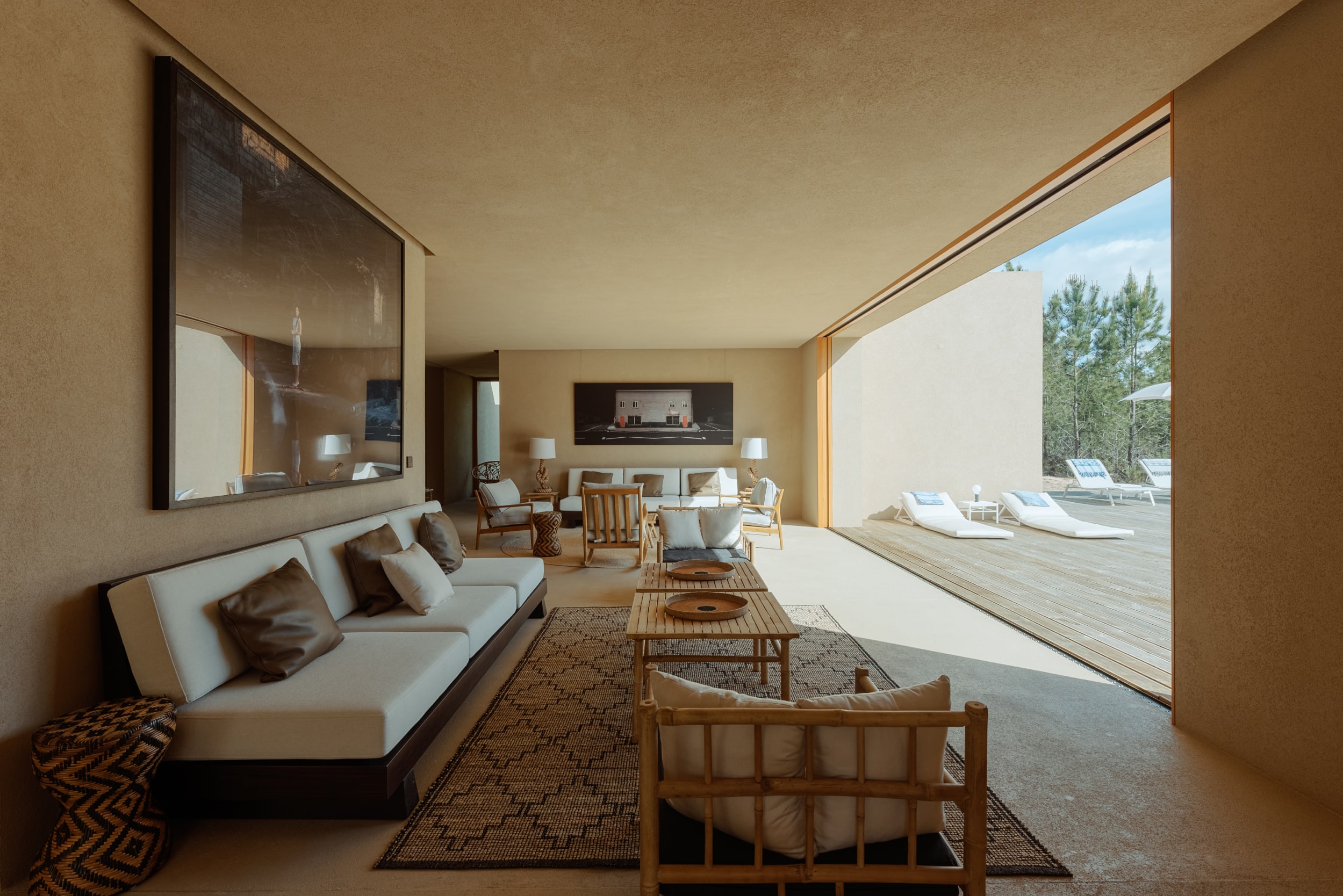 casa-oliveiras-living-room-min