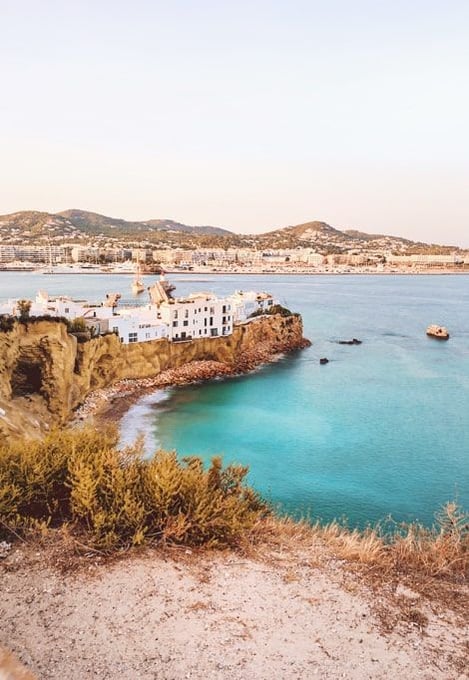 eivissa-ibiza-espagne-min