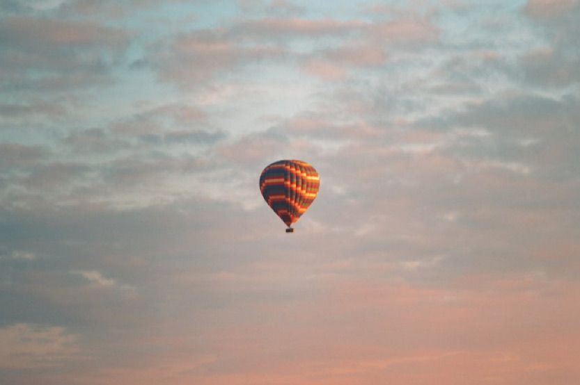 french-countryside-vacation-hot-air-balloon