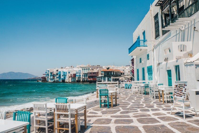 greece-boat-trip-mykonos-luxury-min