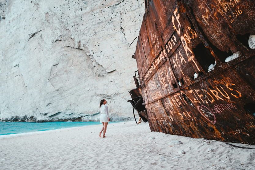 greece-boat-trip-zakynthos-shipwreck-min