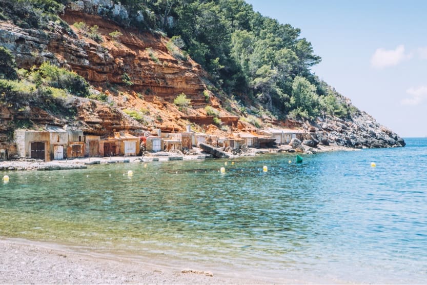 ibiza-beach-fisherman-shacks