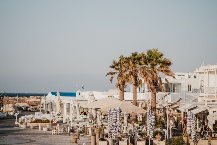 ile-de-paros-voyage-terrasse