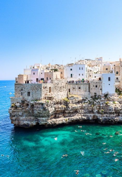 italy-beach-holidays-puglia-min