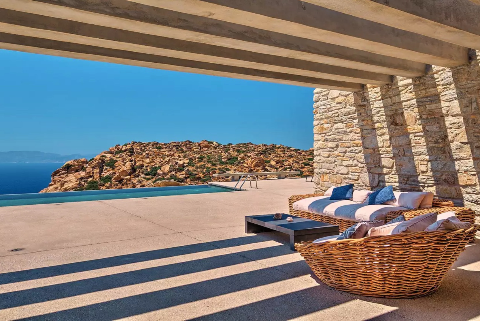 le-collectionist-belles-villas-et-vues-couper-le-souffle
