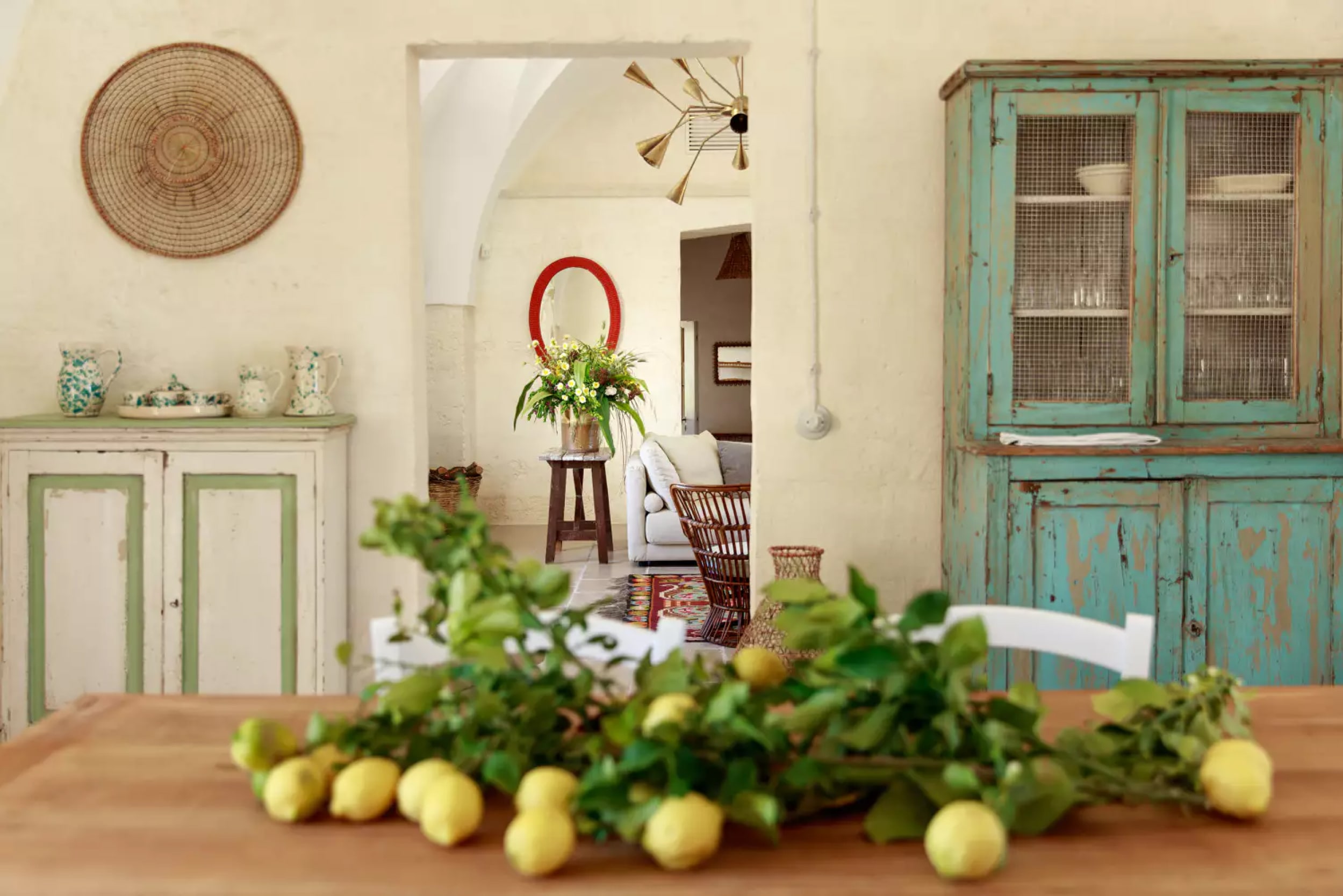 luxury-agritourism-in-italy-puglia-masseria-bonaccia-kitchen-interior-min