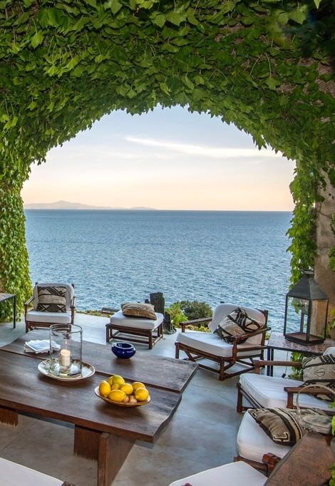 luxury-escapes-italy-villa-maiorese