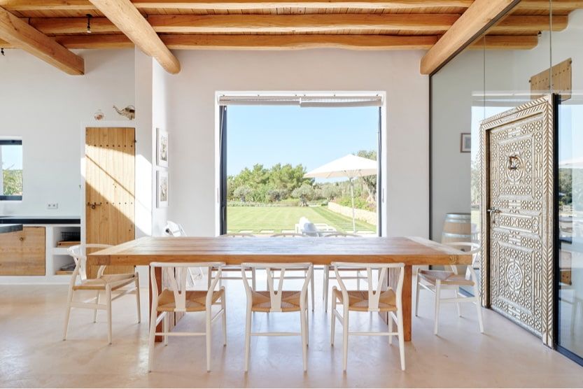 luxury-family-villa-holidays-ibiza-kitchen-view