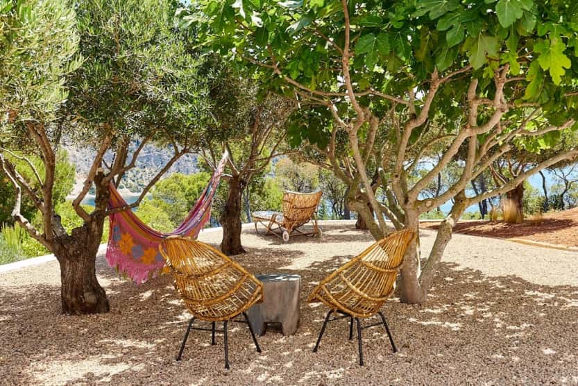 luxury-holiday-villas-spain-villa-eloise-hammock