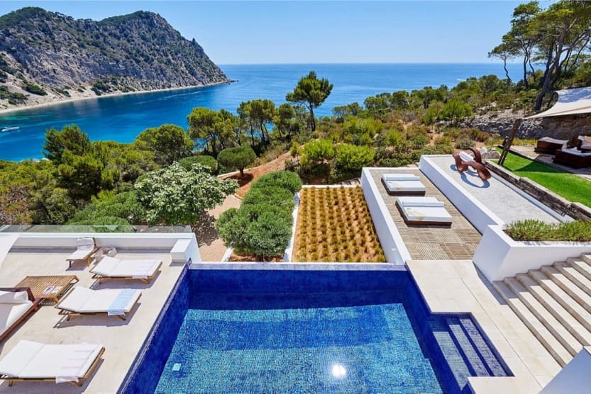 luxury-holiday-villas-spain-villa-eloise-view