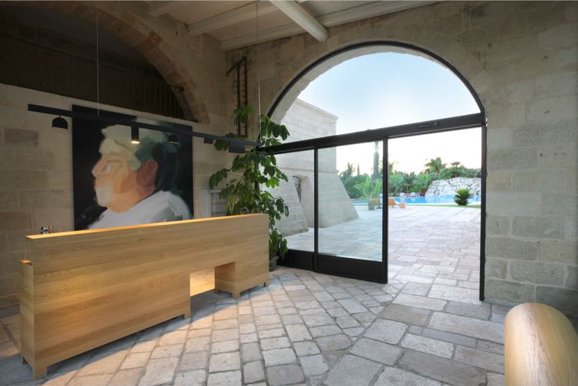 luxury-property-puglia-archway