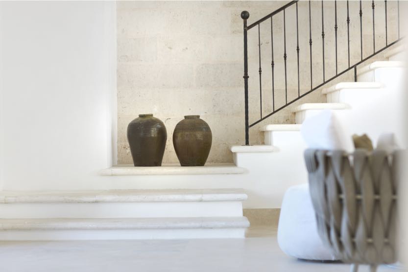 luxury-property-puglia-stairway