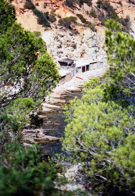 plage-ibiza-nord-fishing-huts