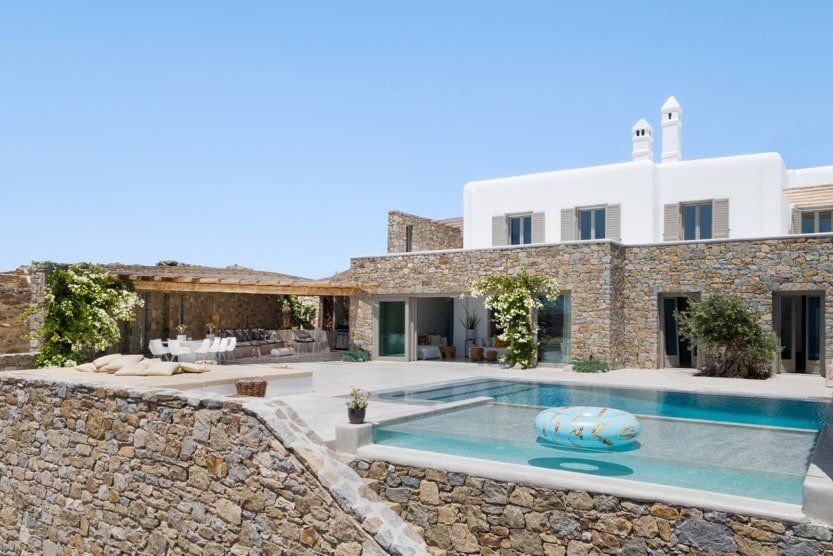 private-villas-in-greece-leto