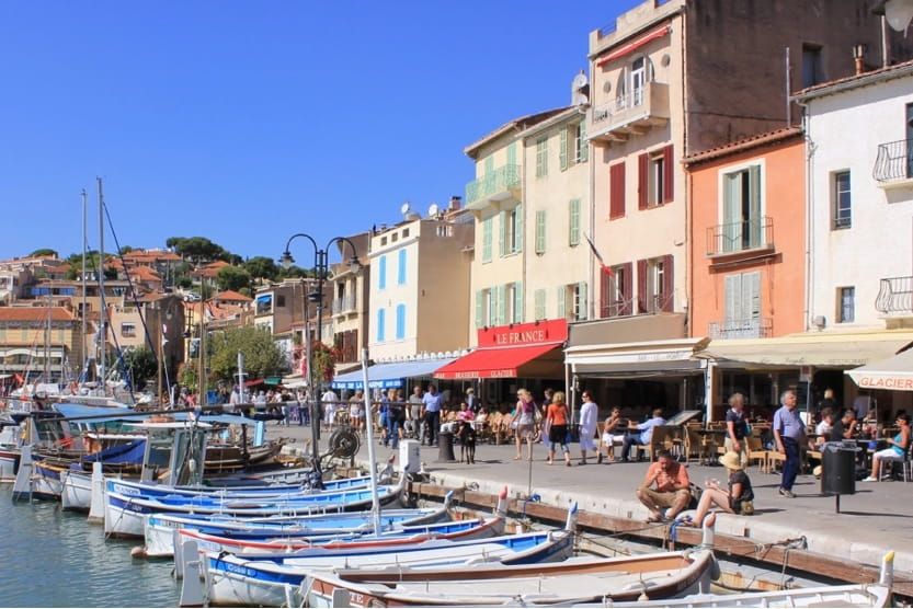 que-faire-cassis-vieux-port-min