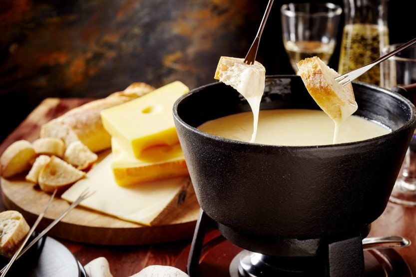 station-val-disere-fondue-min