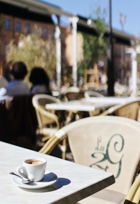 things-to-do-in-aix-en-provence-coffee