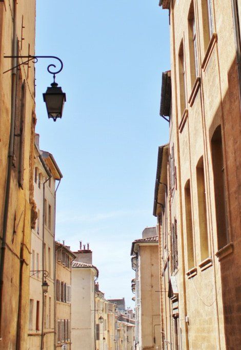 things-to-do-in-aix-en-provence-street