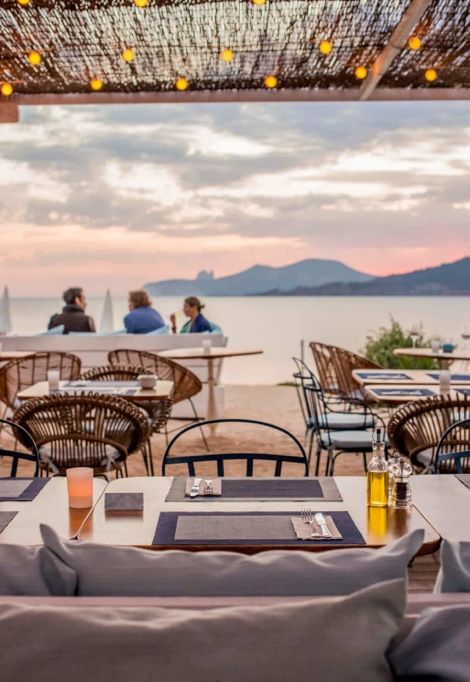 top-10-most-beautiful-beaches-in-ibiza-restaurant