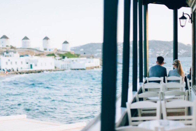 vacances-grece-famille-mykonos-activites-bateau-couple-1