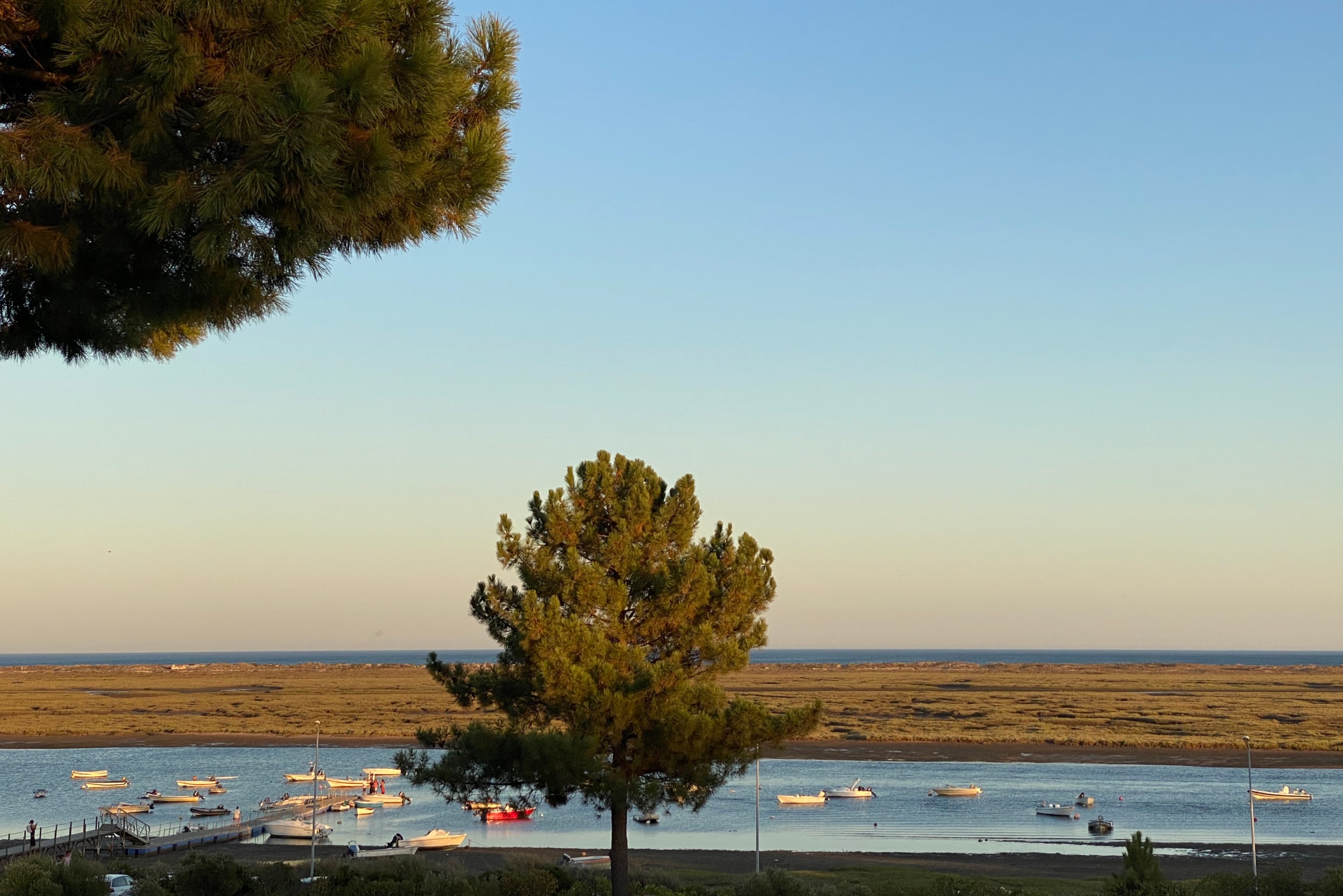 villa-luz-nature-sunset-boats-min