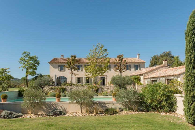 villa-provence-villa-mas-renoir-min