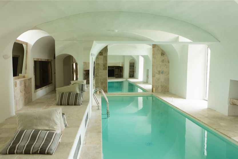 villas-in-normandy-france-with-pool-chateau-mansart-spa