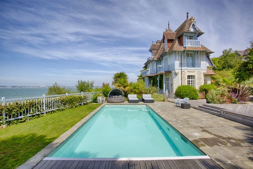 villas in normandy france with pool