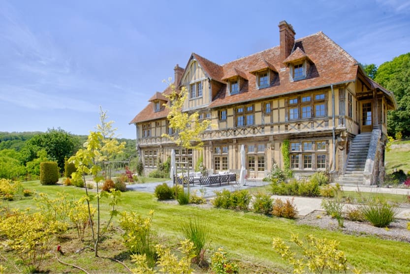 villas-in-normandy-france-with-pool-manoir-nomade