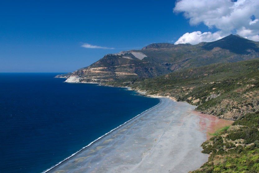 visit-corsica-black-sand