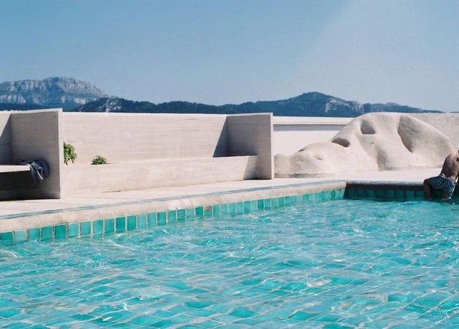 what-to-do-in-marseilles-in-june-pool-min