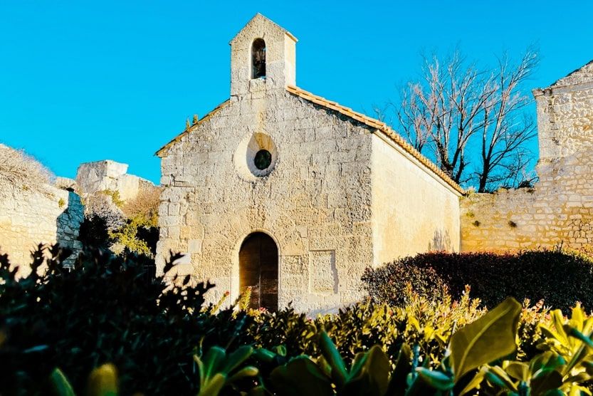 what-to-do-in-provence-in-april-church