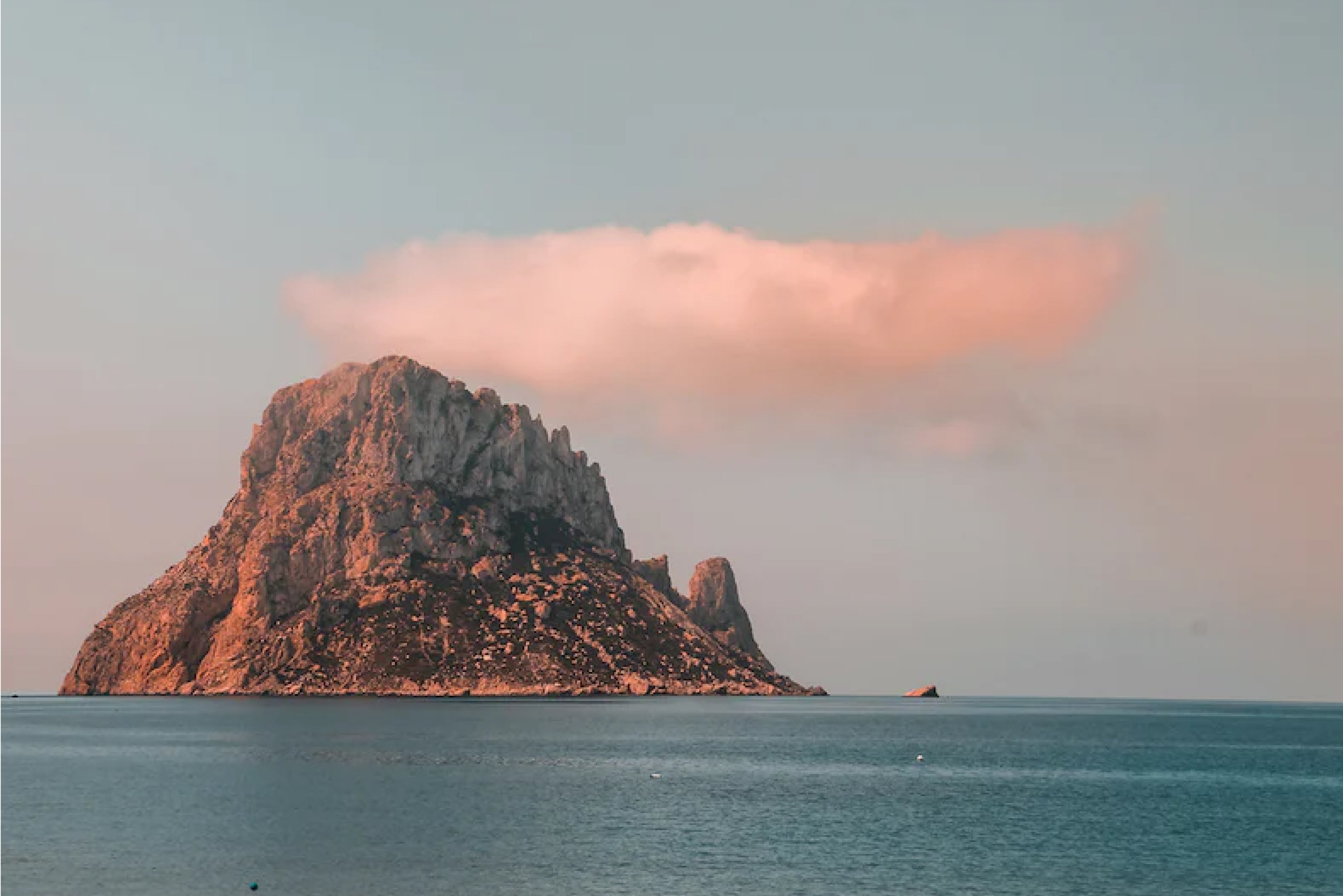 Les meilleurs beach clubs d'Ibiza : nos restaurants et bars de plage préférés à Ibiza