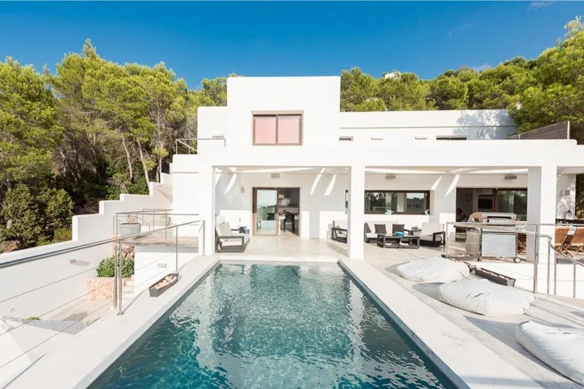 Les plus belles maisons où loger à Ibiza, à deux pas de la plage