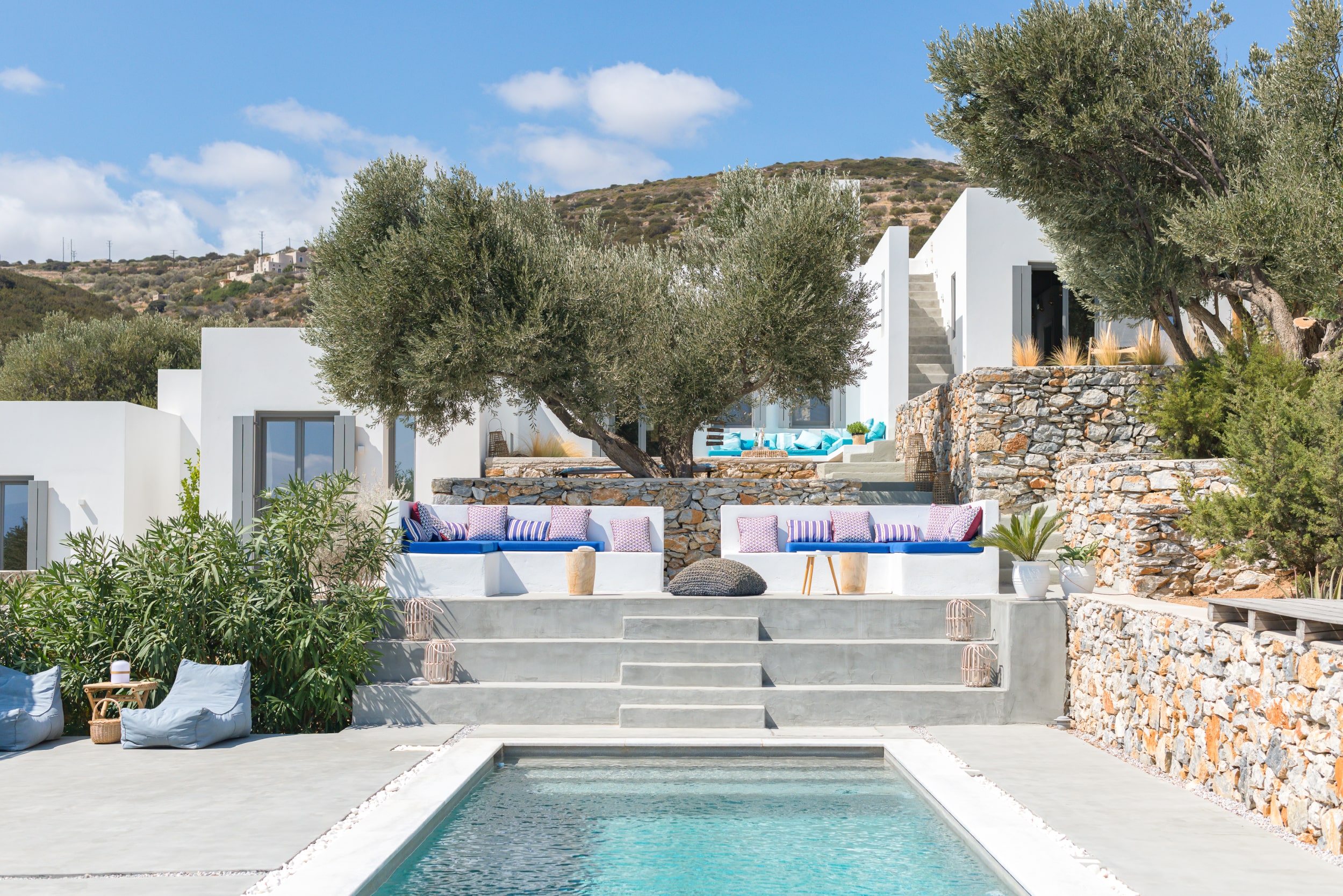 Vent bohème sur la Villa Philia à Paros, entretien avec Maxime et Christine Belveze